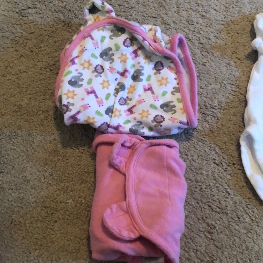 Velcro swaddle blankets